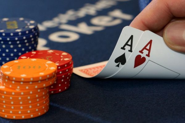 5 qualities of a good poker teacher