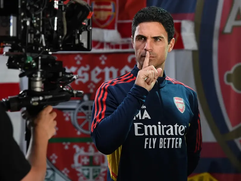 What happened to the Swans after Arteta played YNWA for the Gunners?
